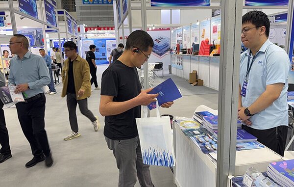 客戶咨詢光潤通產(chǎn)品 客戶咨詢光潤通產(chǎn)品